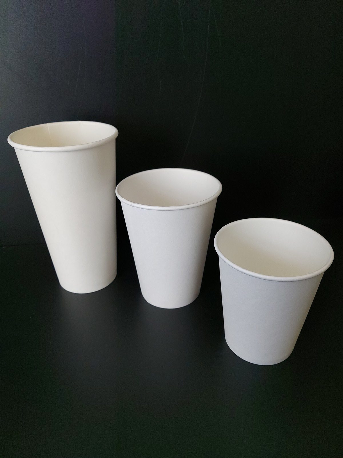 Kelímek papírový CTG bílý bez potisku 0,5 l na pivo, průměr 90 mm (50 ks) - Obrázek 3