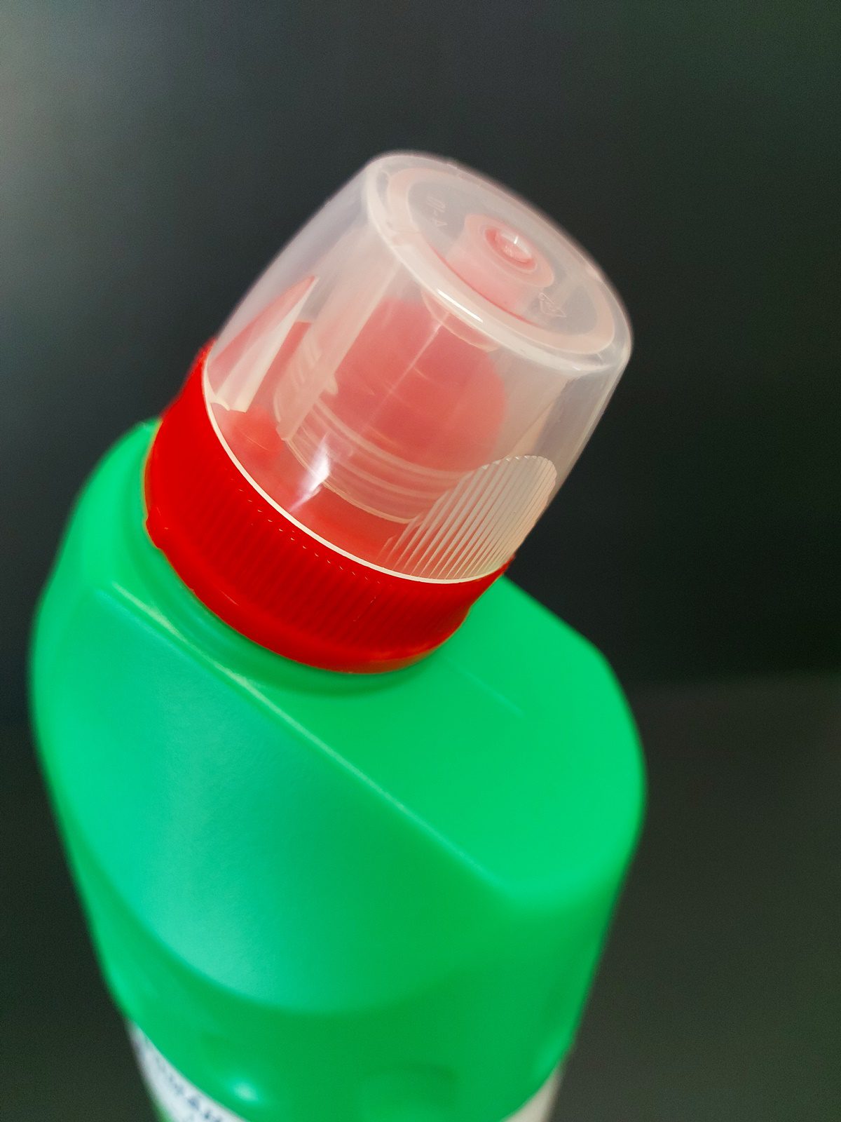 Domestos Pine 750 ml - Obrázek 4