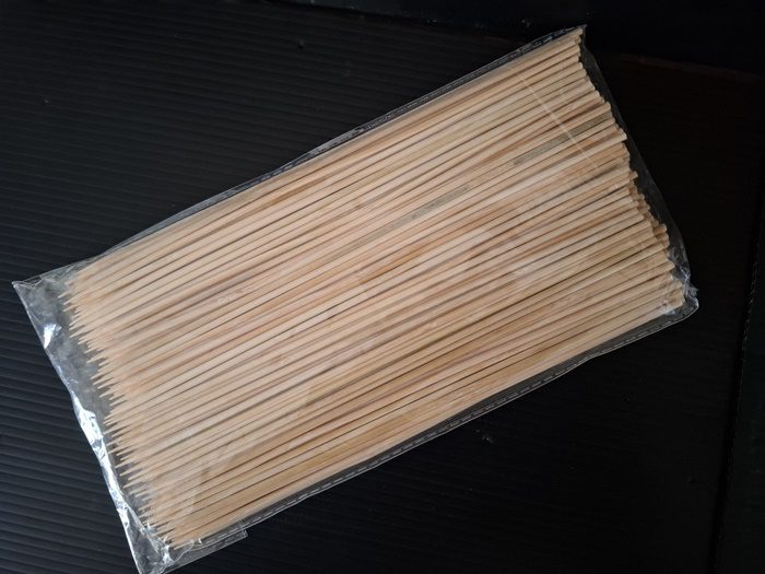 Špejle bambusové hrocené 20 cm (200 ks)